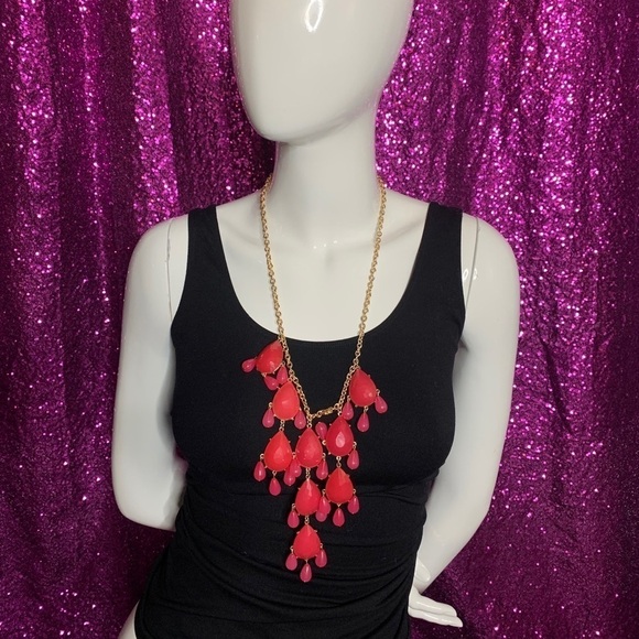 F2) Tear drop necklace - Picture 3 of 3